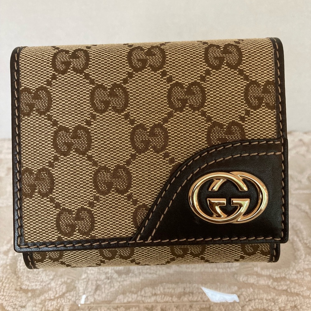 New Gucci Monogram Wallet in Brown